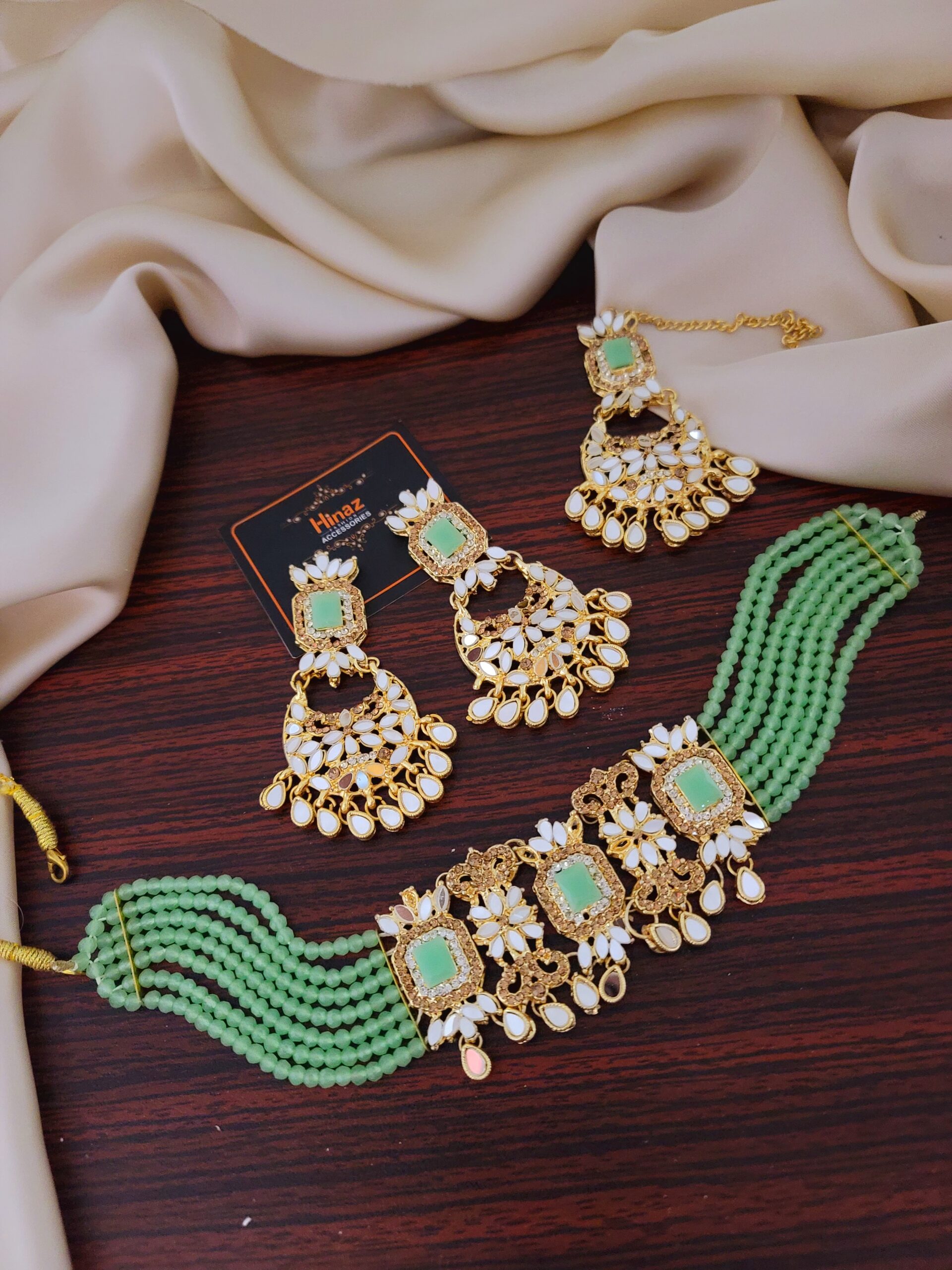 Kundan Party Wear Choker Set - Image 3