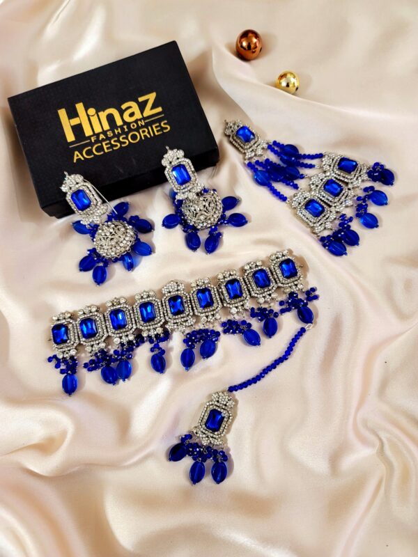 Traditional Semi Bridal Choker Set - Image 2