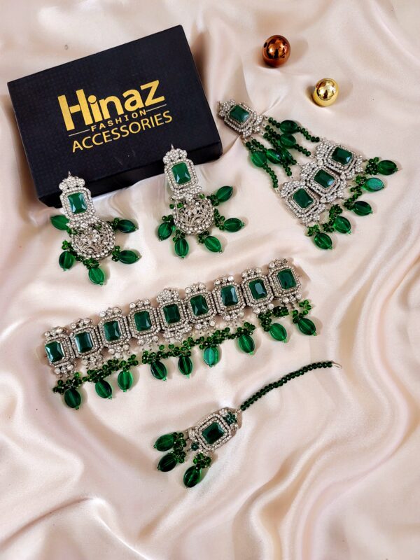 Traditional Semi Bridal Choker Set - Image 4