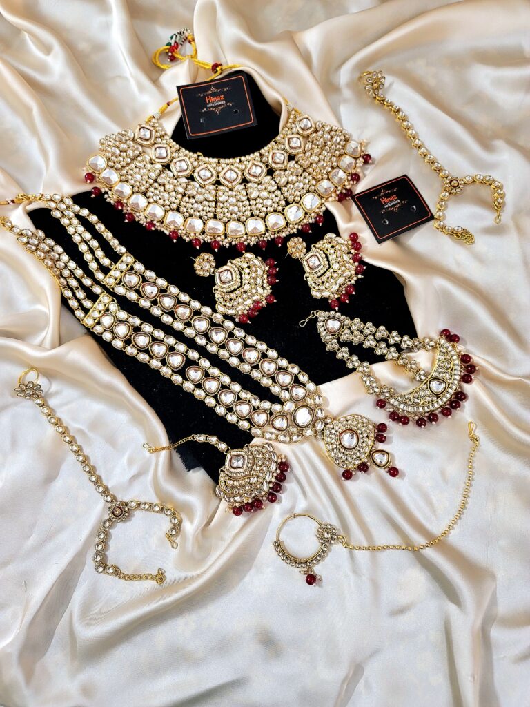 Indian Dabbi Kundan Designer Set