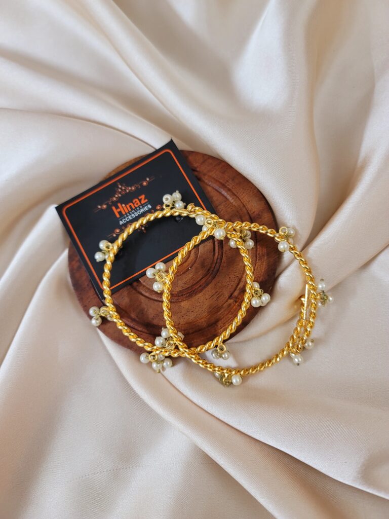 Gajra Trendy Openable Karay