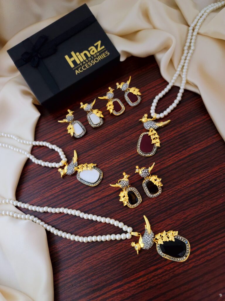 Designer Bird  Locket Set